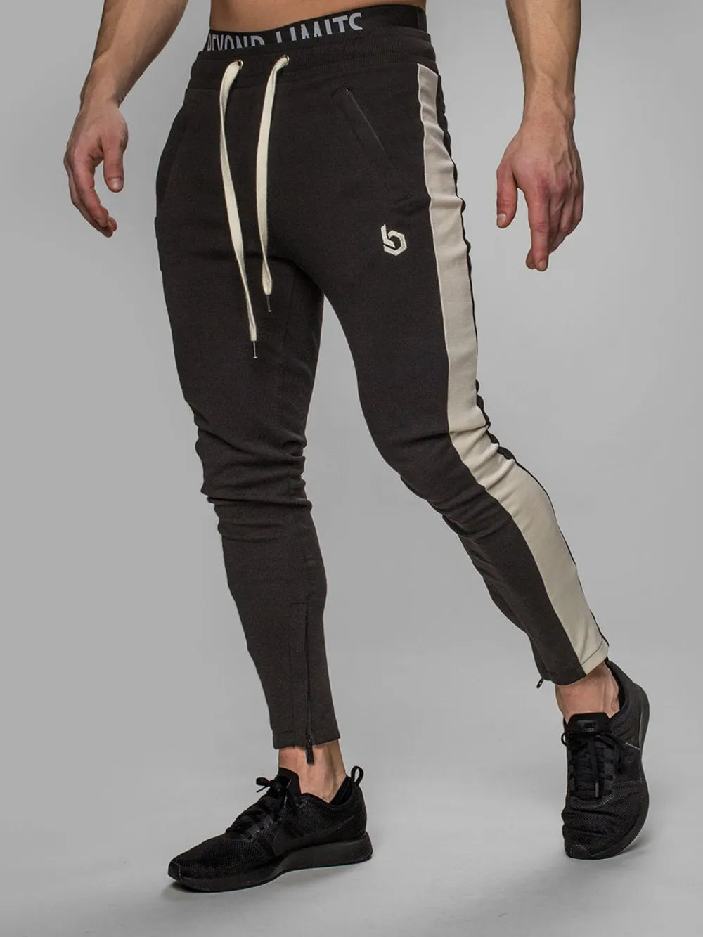 2cd8e6d2-25b2-4ef0-9169-ad59ed144d7c-Max